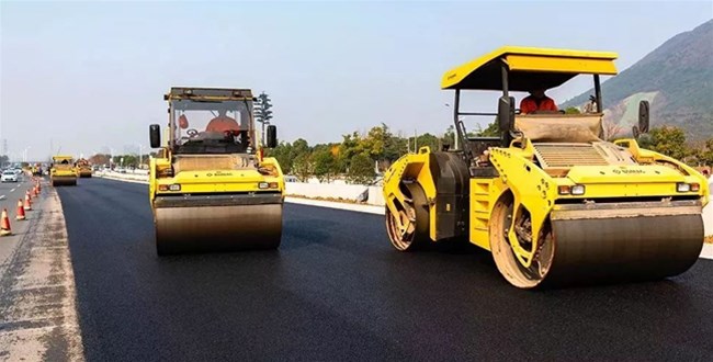 刚施工的路面沥青为什么有比较刺鼻的气味呢?